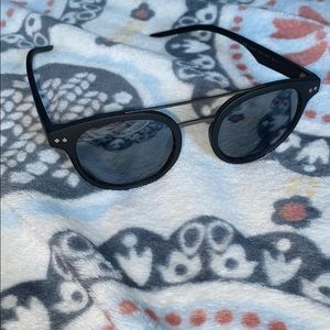 Polaroid black reflective sunglasses